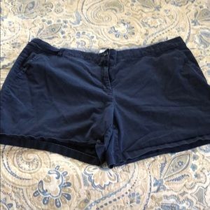 Crown & Ivy plus size 24 shorts